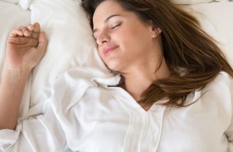 How Does Technology Affect Sleep Quality and Overall Health?